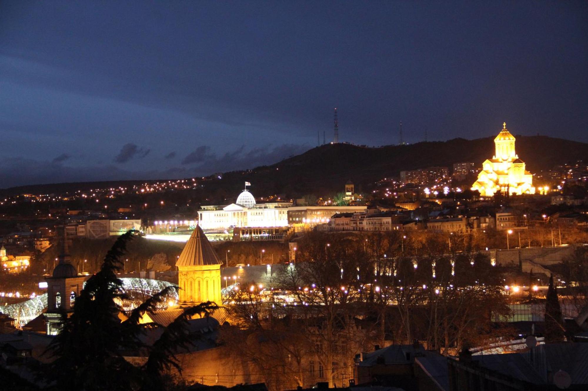 Zp Hotel Tbilisi Exteriör bild