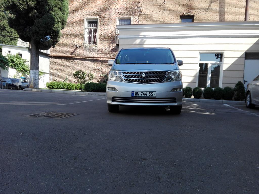 Zp Hotel Tbilisi Exteriör bild